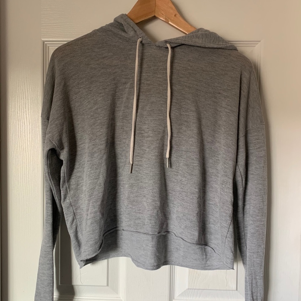 cropped hoodie